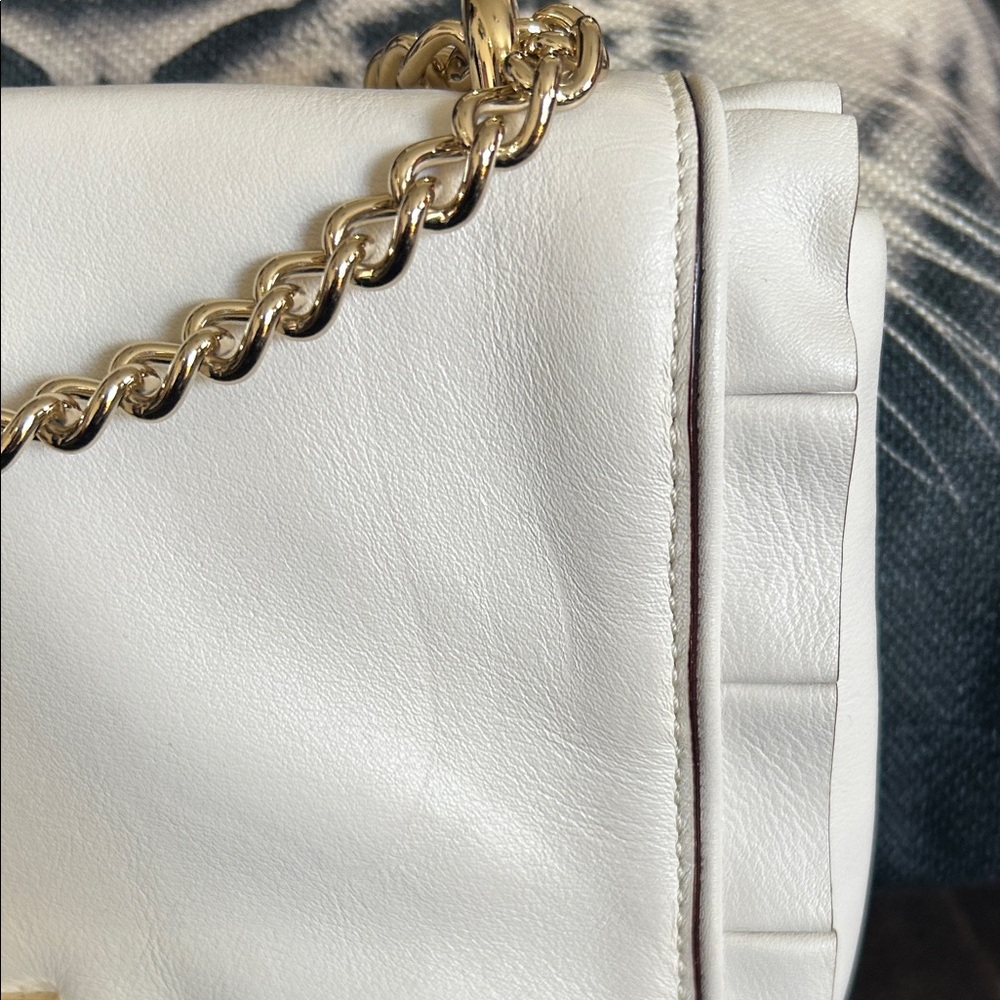 Kate Spade Cream Leather Chain Shoulder Bag .. classy heavy weight 🩷 - Picture 7 of 10
